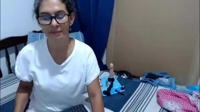 Image 2 of kattydirty144 Stream on Chaturbate on 1 month ago