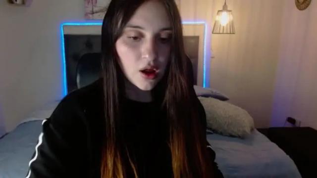 Image 2 of kattysweetty_ Stream on Chaturbate on 16 months ago