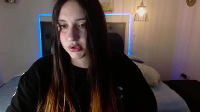Image 3 of kattysweetty_ Stream on Chaturbate on 16 months ago