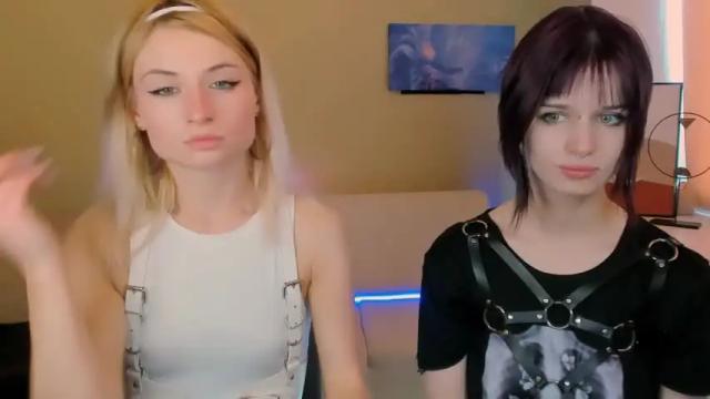 Image 4 of katy3purple Stream on Chaturbate on 13 months ago