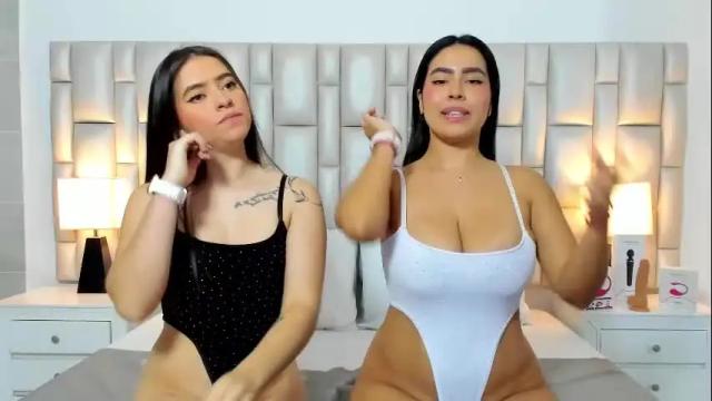 Image 12 of katy_and_paola Stream on Chaturbate on 1 month ago