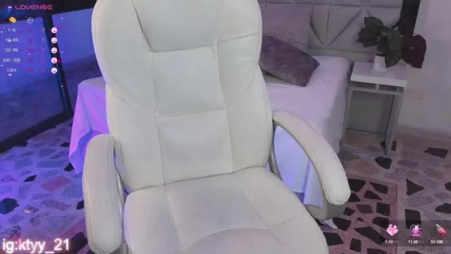 Image 8 of katya_21 Stream on Chaturbate on 15 months ago