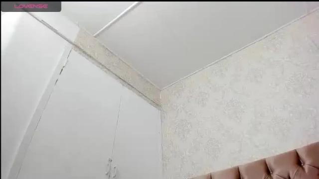 Image 12 of katya_22_ Stream on Chaturbate on 21 months ago