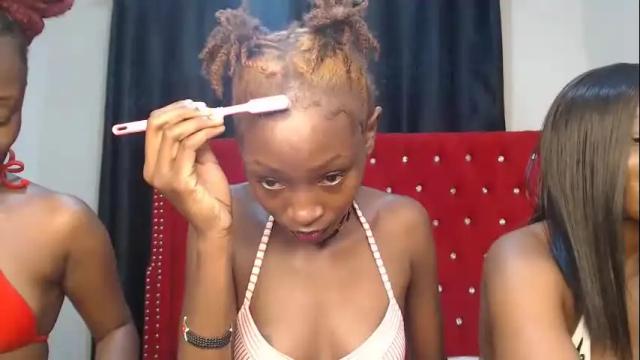 Image 2 of katya_tokyo Stream on Chaturbate on 6 months ago