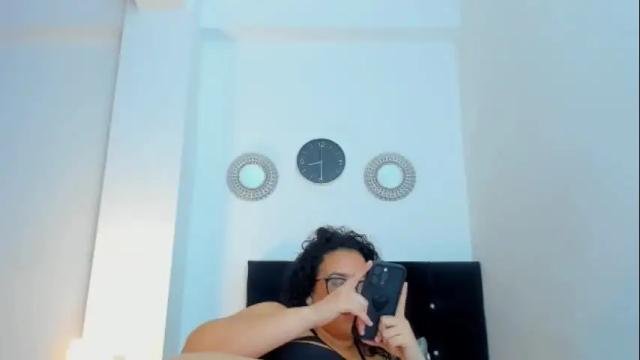 Image 3 of katyajhonss Stream on Chaturbate on 1 month ago