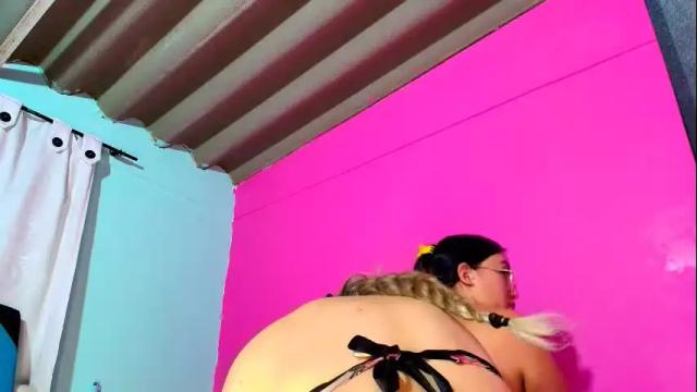 Image 12 of katyandnatha Stream on Chaturbate on 13 days ago