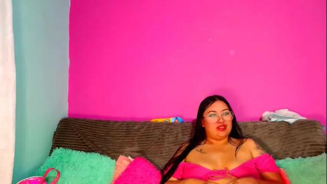 Image 4 of katyandnatha Stream on Chaturbate on 8 days ago
