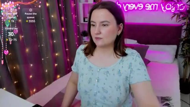 Image 3 of katyaneilson Stream on Chaturbate on 1 month ago