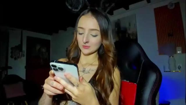 Image 10 of katydeliz Stream on Chaturbate on 2 months ago