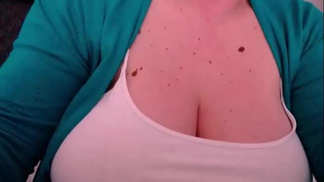 Image 3 of katynextdoor Stream on Chaturbate on 1 month ago