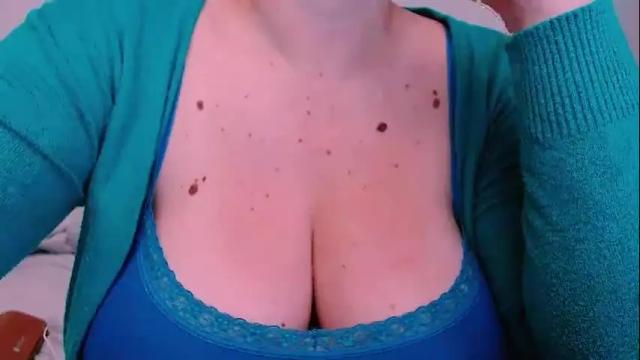 Image 12 of katynextdoor Stream on Chaturbate on 29 days ago