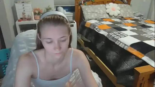 Image 2 of katynowhere Stream on Chaturbate on 2 months ago