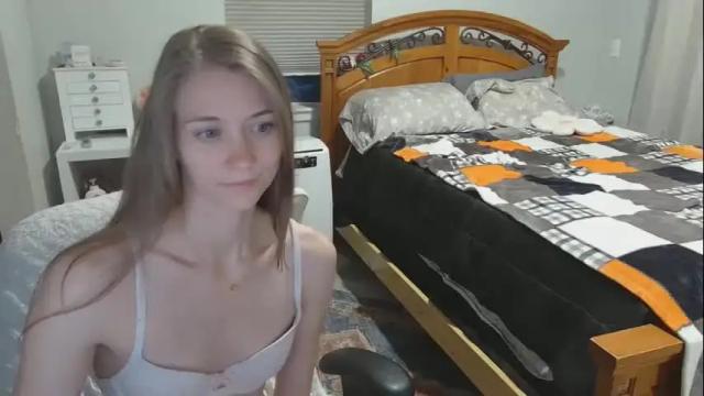 Image 4 of katynowhere Stream on Chaturbate on 2 months ago