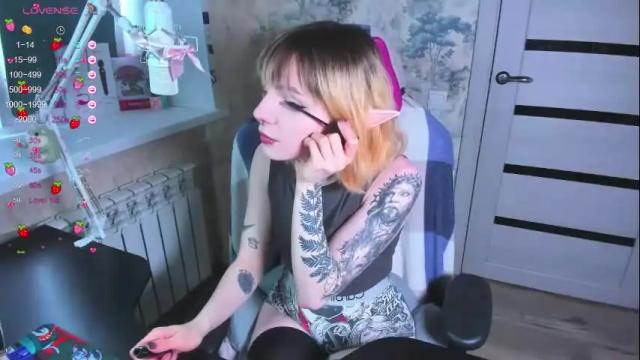Image 12 of kawaii_power_uwu Stream on Chaturbate on 13 days ago