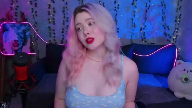 Image 4 of kawaii_yuki Stream on Chaturbate on 13 months ago