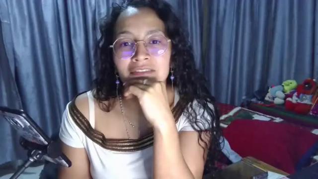 Image 3 of kawit1 Stream on Chaturbate on 12 months ago