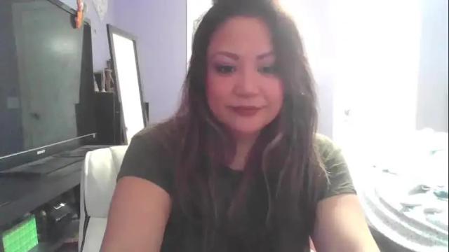 Image 2 of kaya_sweetz Stream on Chaturbate on 1 month ago