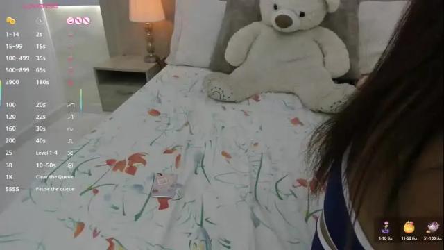 Image 4 of kaya_taraji Stream on Chaturbate on 1 month ago