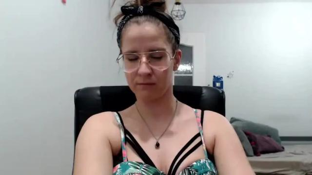 Image 12 of kayalips Stream on Chaturbate on 6 months ago