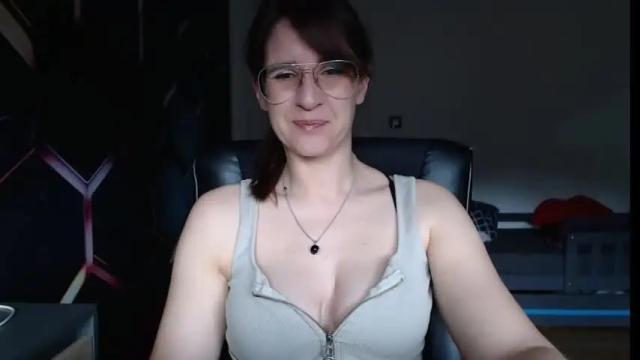 Image 3 of kayalips Stream on Chaturbate on 1 month ago