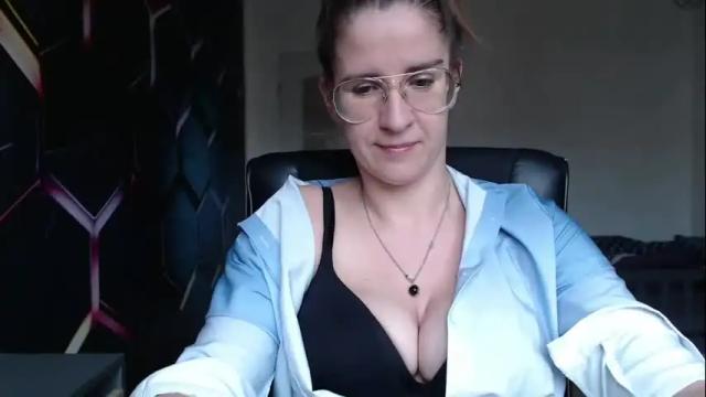 Image 10 of kayalips Stream on Chaturbate on 1 month ago