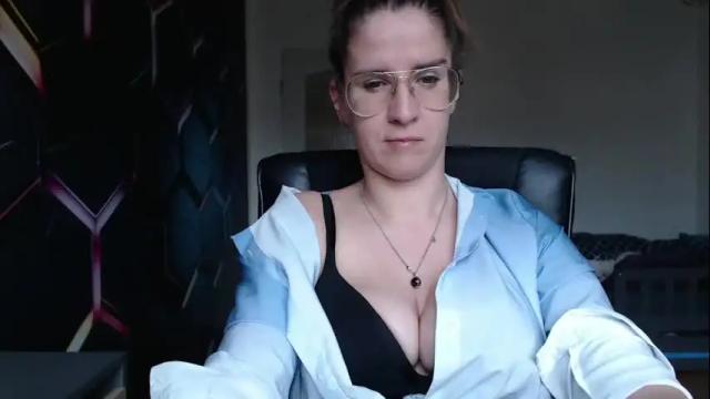 Image 12 of kayalips Stream on Chaturbate on 1 month ago