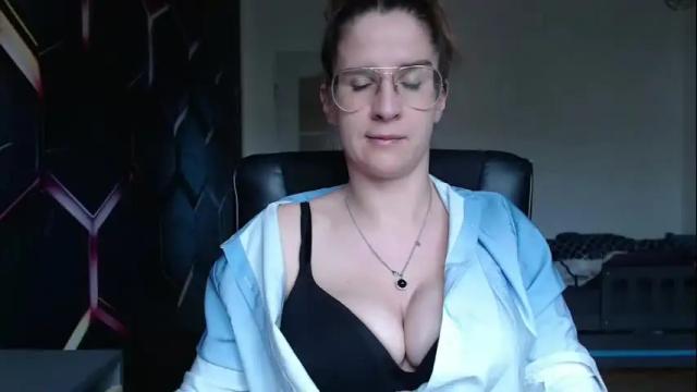 Thumbnail 3, kayalips's Stream at Chaturbate, 1 month ago