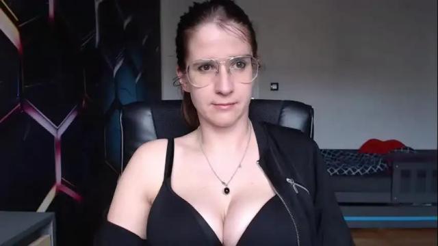 Image 6 of kayalips Stream on Chaturbate on 1 month ago