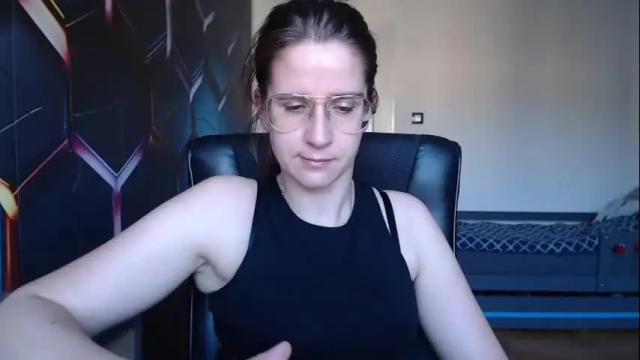 Image 12 of kayalips Stream on Chaturbate on 11 days ago