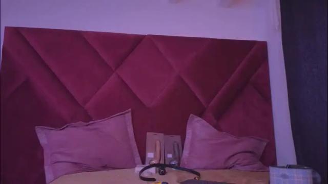 Image 3 of kayalstone Stream on Chaturbate on 29 days ago