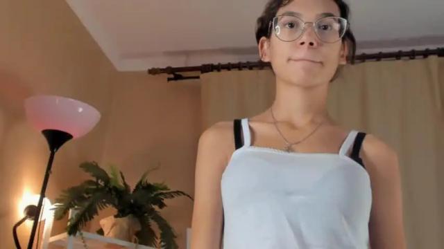 Image 7 of kayaoliver Stream on Chaturbate on 25 months ago