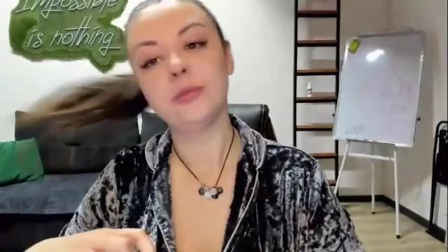 Image 6 of kayaskylar Stream on Chaturbate on 1 month ago