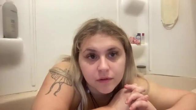 Image 10 of kaybabby1 Stream on Chaturbate on 14 months ago