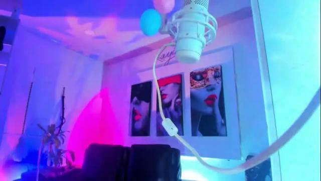 Image 2 of kayilyn Stream on Chaturbate on 12 days ago