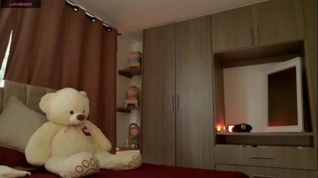 Image 4 of kaylacollins1 Stream on Chaturbate on 2 months ago