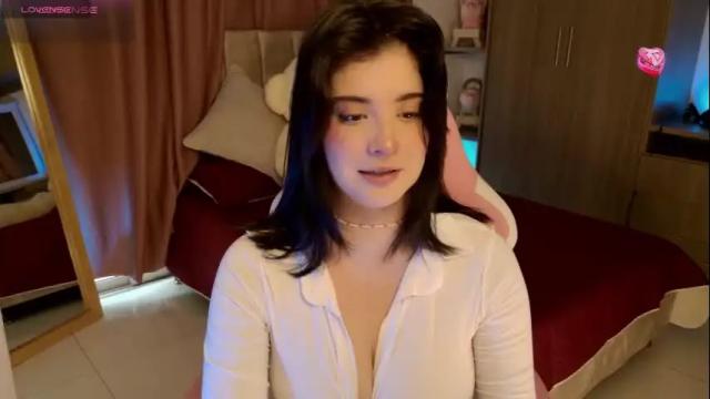 Image 12 of kaylacollins1 Stream on Chaturbate on 2 months ago
