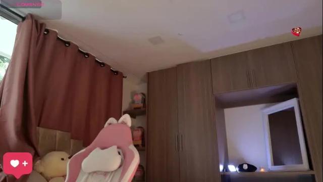 Image 3 of kaylacollins1 Stream on Chaturbate on 1 month ago