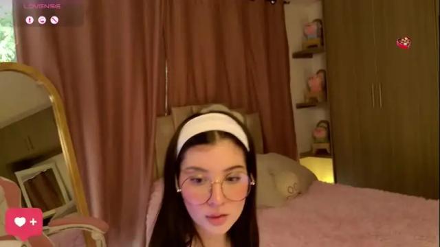 Image 11 of kaylacollins1 Stream on Chaturbate on 1 month ago