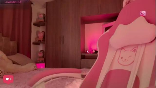 Image 4 of kaylacollins1 Stream on Chaturbate on 26 days ago