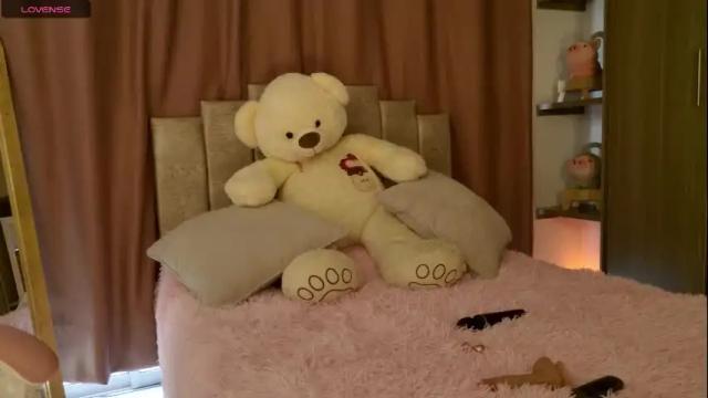 Image 10 of kaylacollins1 Stream on Chaturbate on 19 days ago