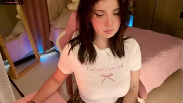 Image 3 of kaylacollins1 Stream on Chaturbate on 12 days ago