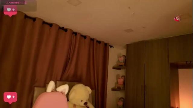 Image 4 of kaylacollins1 Stream on Chaturbate on 5 days ago