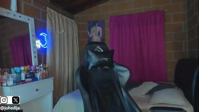 Image 3 of kayle______ Stream on Chaturbate on 25 days ago