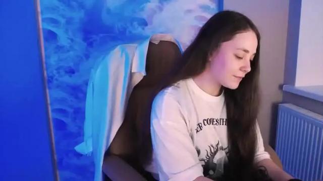 Image 7 of kaylee_shy Stream on Chaturbate on 19 months ago