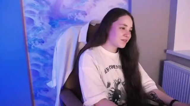 Image 8 of kaylee_shy Stream on Chaturbate on 19 months ago