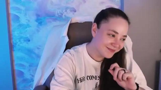 Image 8 of kaylee_shy Stream on Chaturbate on 19 months ago