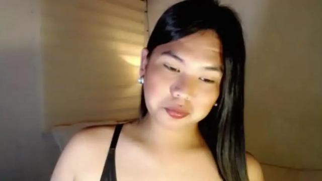 Image 12 of kayleepinay Stream on Chaturbate on 12 months ago