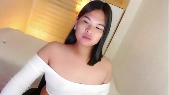 Image 7 of kayleepinay Stream on Chaturbate on 13 days ago