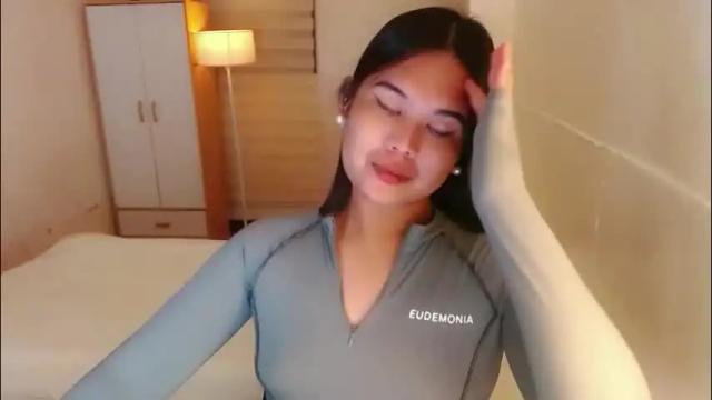 Image 4 of kayleepinay Stream on Chaturbate on 1 month ago