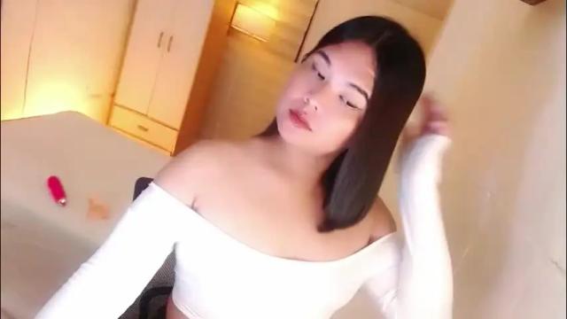 Image 3 of kayleepinay Stream on Chaturbate on 27 days ago
